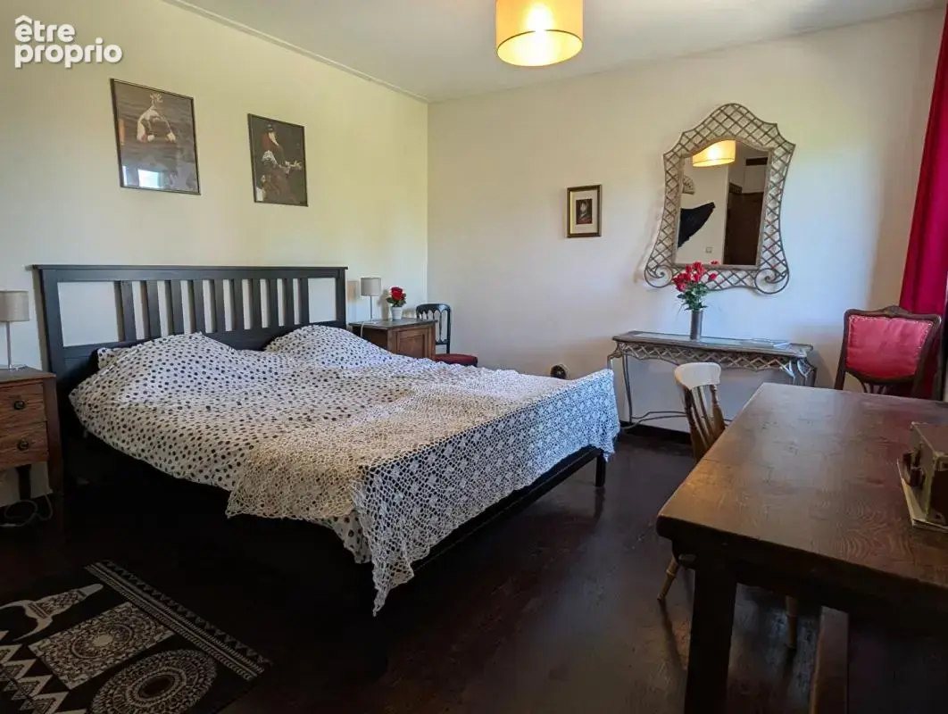 Payrac (46), Propriété d'exception,440m², 19 pièces, 10 chambres, chacune avec salle d'eau privative, gîte, piscine... Élégance  - photo 14