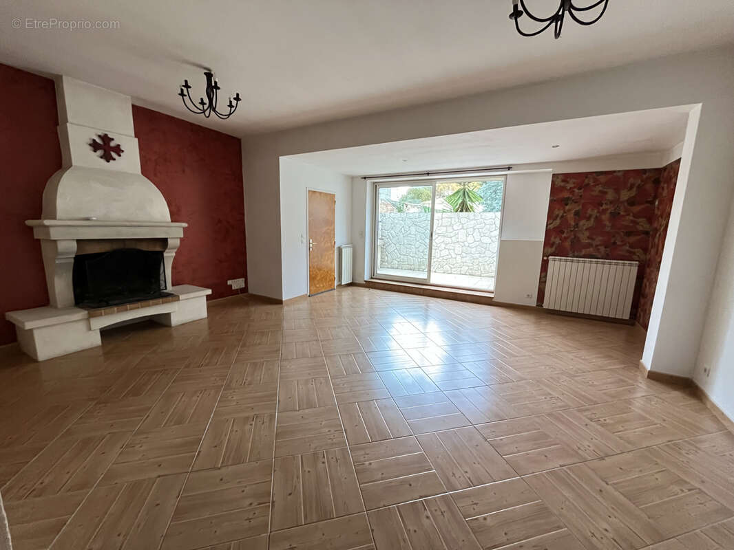 Maison à SALLELES-D&#039;AUDE