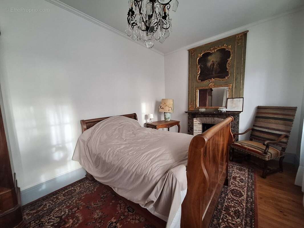 Maison à COGNAC