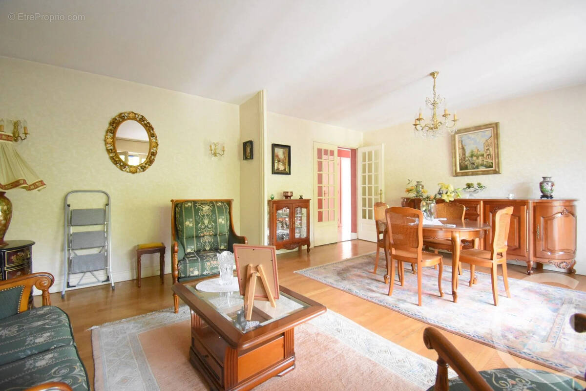 Appartement à VICHY