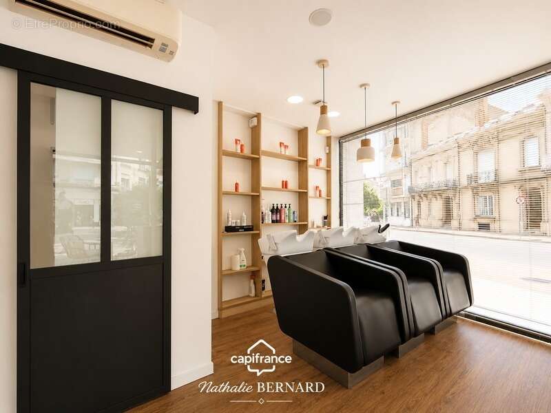 Salon de coiffure – emplacement d’angle – centre-ville d’agen - photo 7