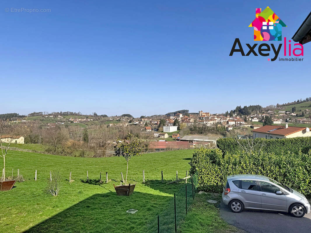 A vendre - belmont-de-la-loire - maison de 2014 avec grand garage, terrasses et terrain - photo 12