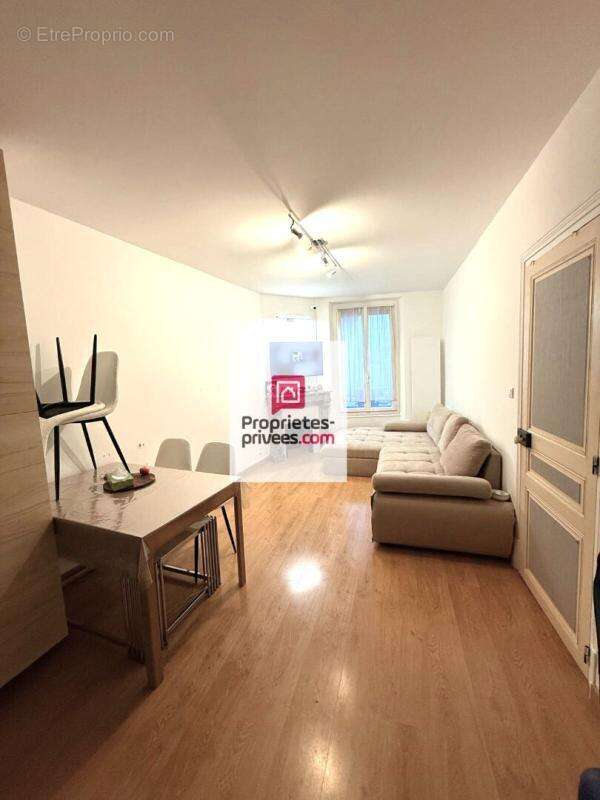 Appartement à NOGENT-LE-ROI