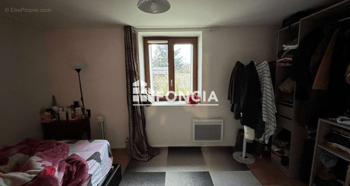 Appartement à VILLENEUVE-SAINT-GEORGES