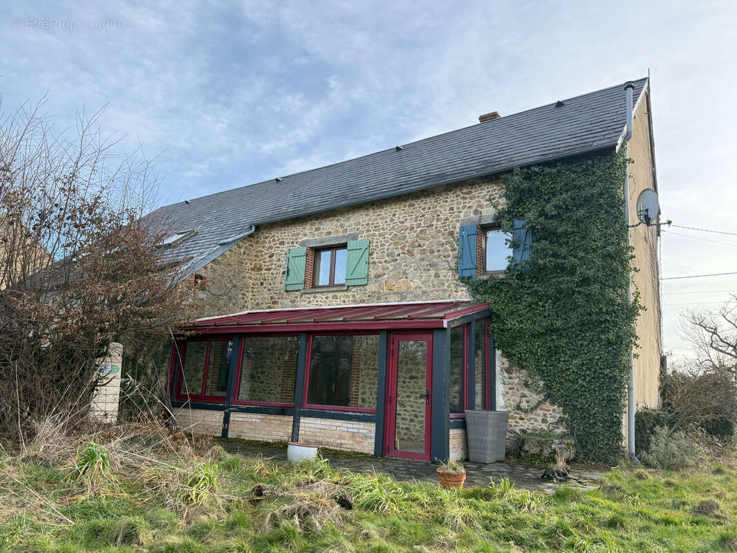 Maison à SAINT-HILAIRE