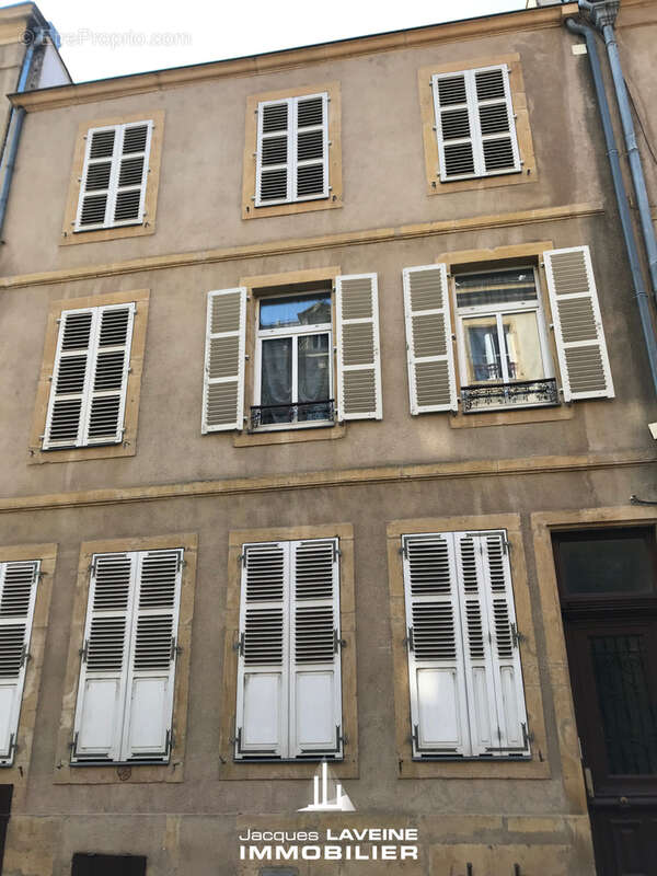 Metz-les-iles immeuble de rapport 15 pieces - photo 2