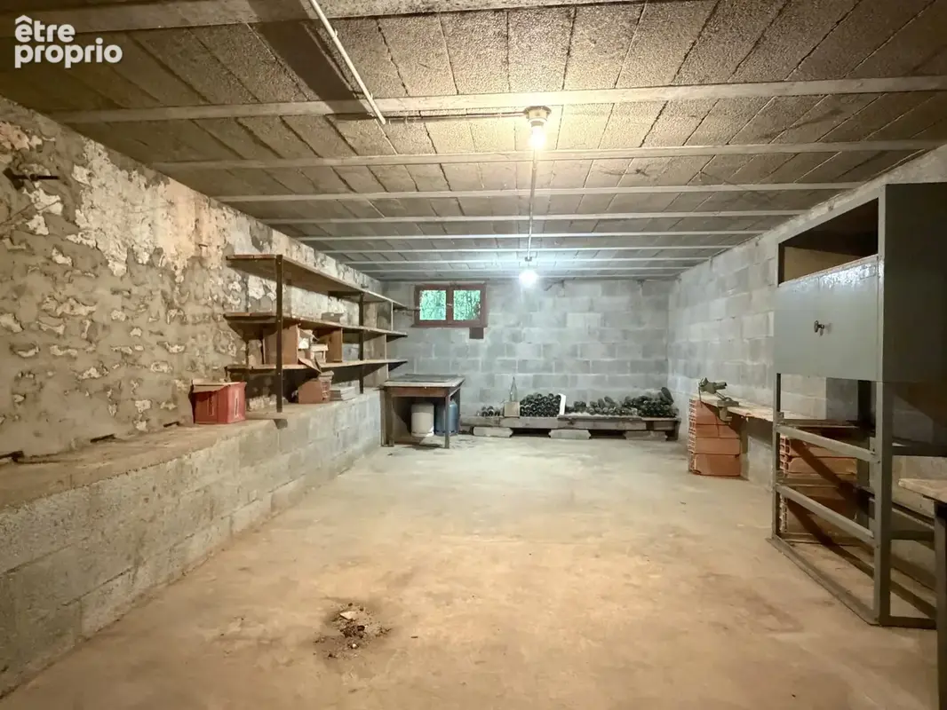 Maison 163 m2, 5 chambres, dépendances, sur terrain 4 836 m2 - photo 10