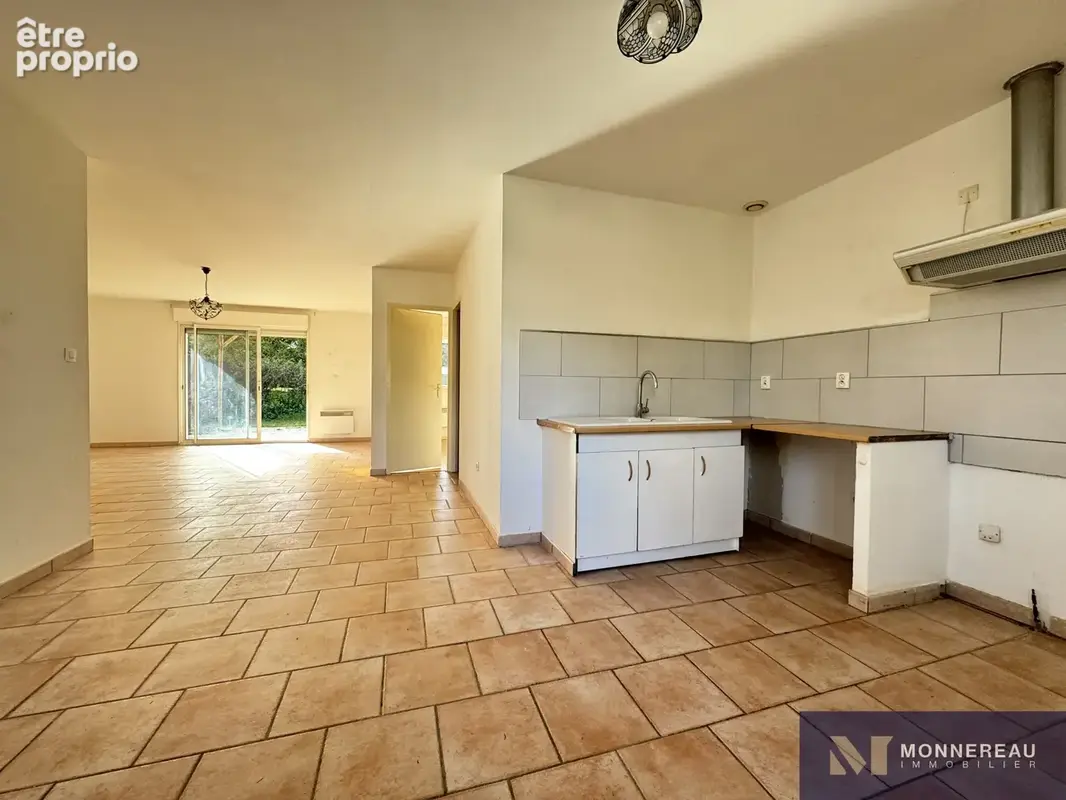 Maison de plain-pied a barbezieux proches services - photo 4