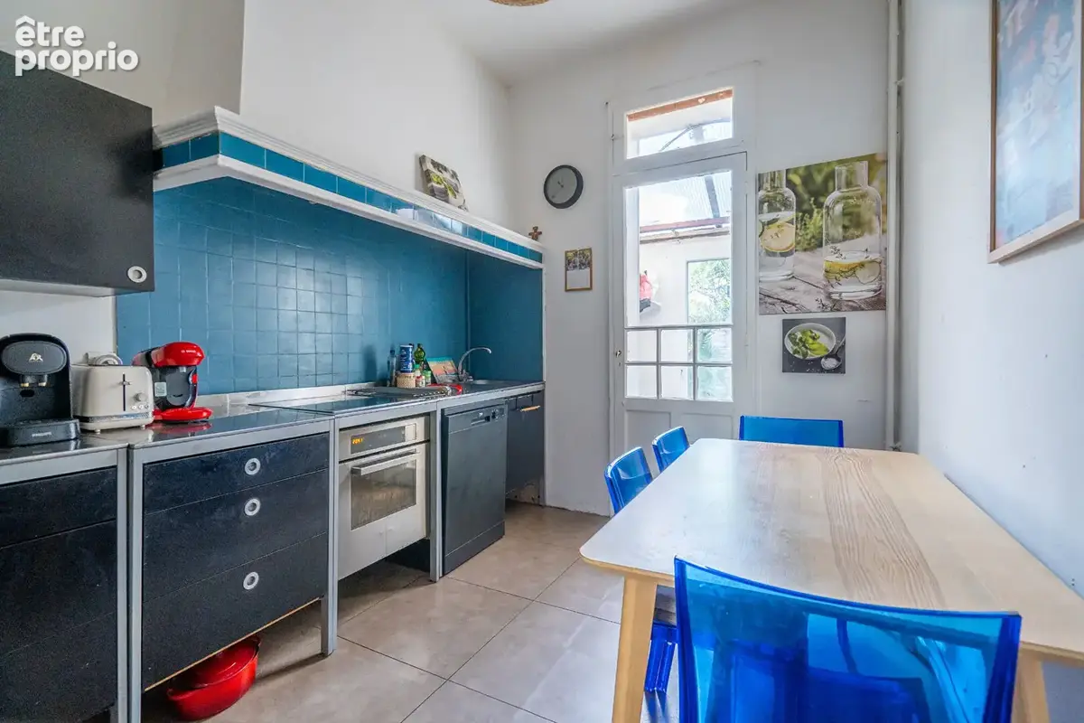 Le Bouscat / Parc Bordelais - Maison en pierre de 124 m², 4 chambres, jardin / terrasse, balcon et cave - photo 8
