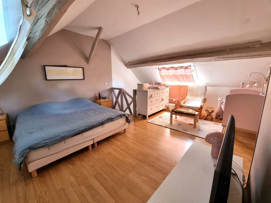 Maison à LE MEE-SUR-SEINE