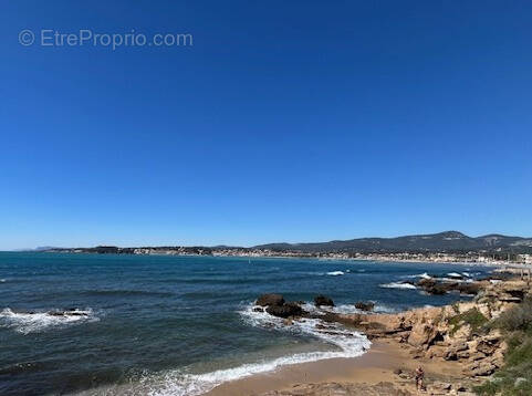 Appartement à SIX-FOURS-LES-PLAGES