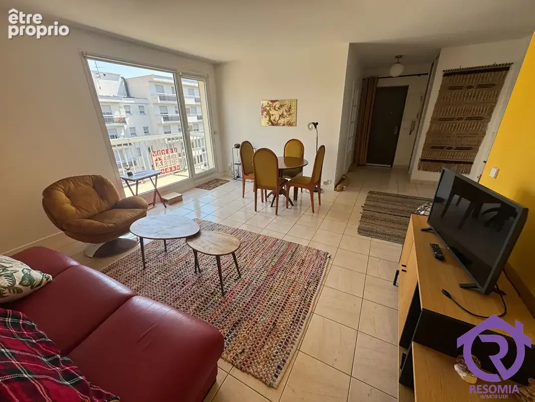 Bel appartement de 3 pièces de 66 m² au dernier étage avec BALCON + PARKING - photo 5
