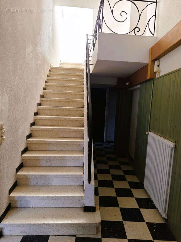 Maison à LA REDORTE