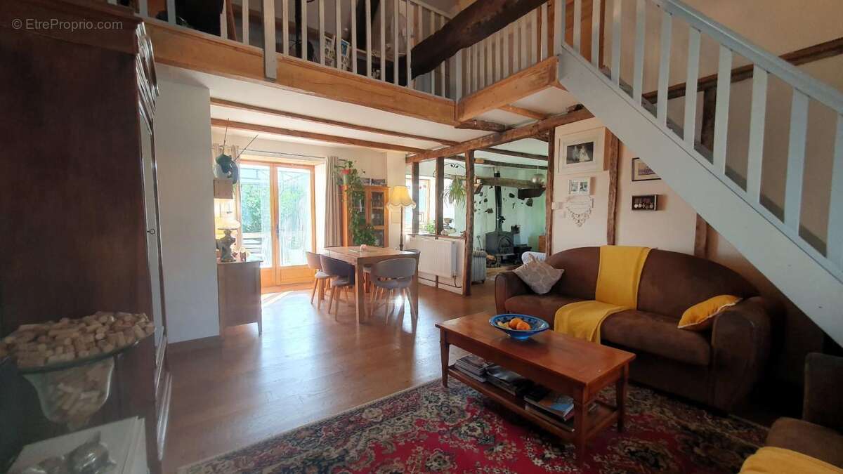 Maison à SAINT-ANDRE-DE-NAJAC