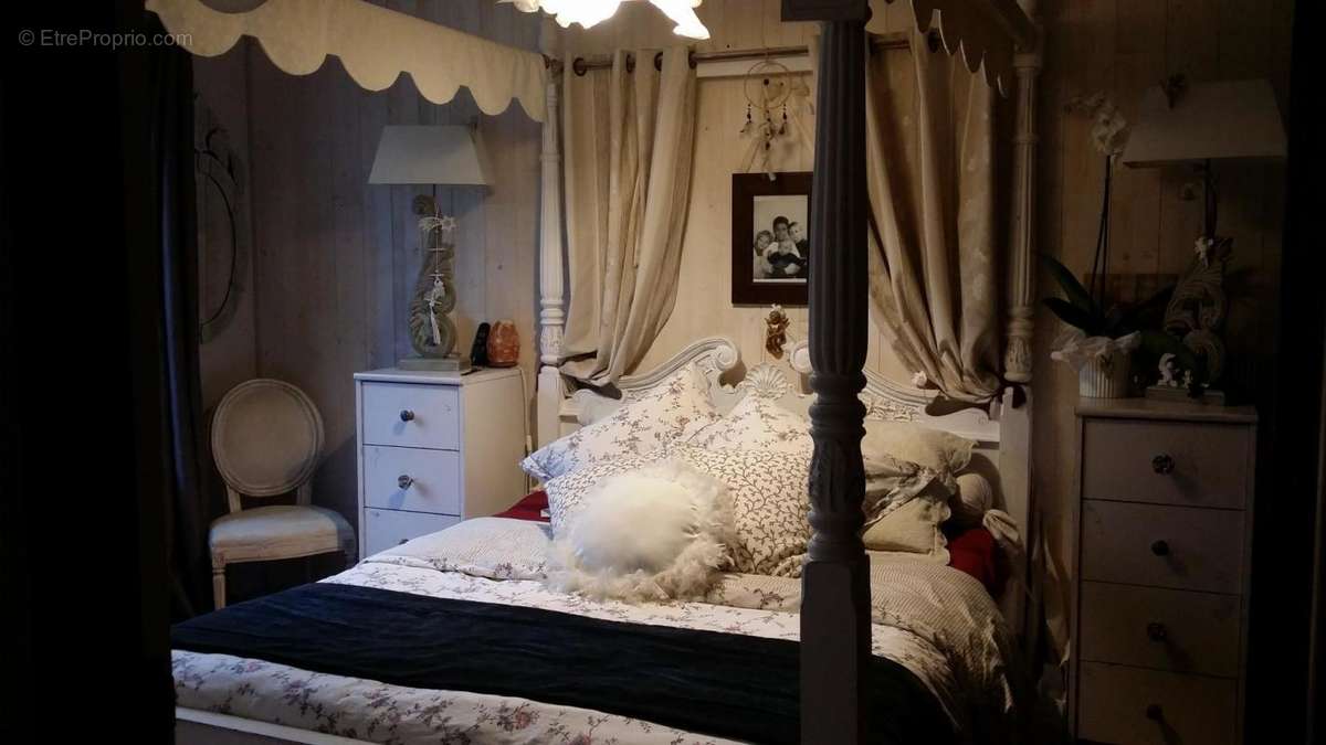 Maison à SAINTE-GENEVIEVE