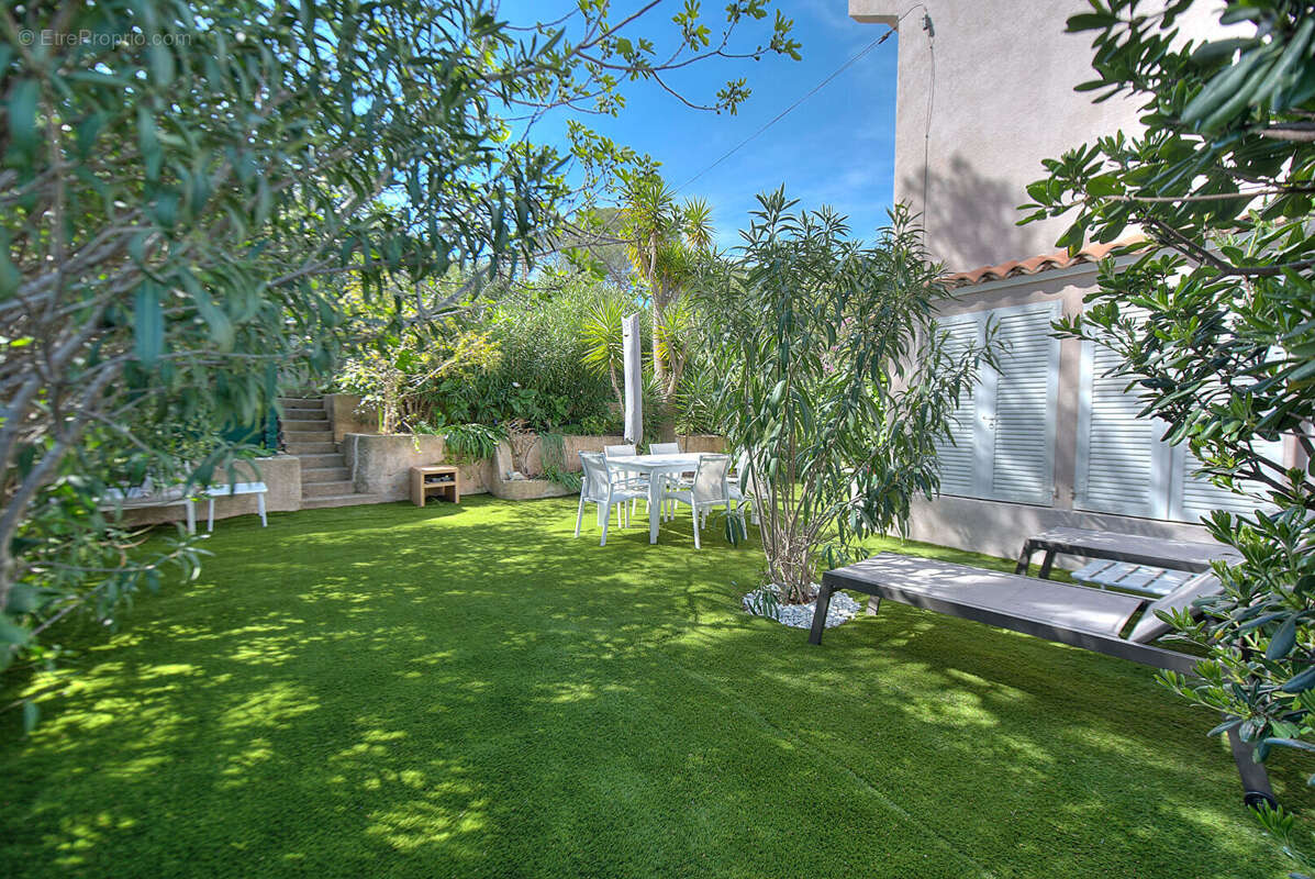 Maison à SAINT-RAPHAEL