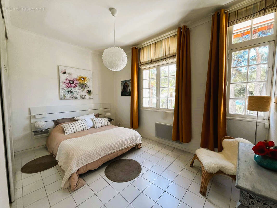 Appartement à HYERES