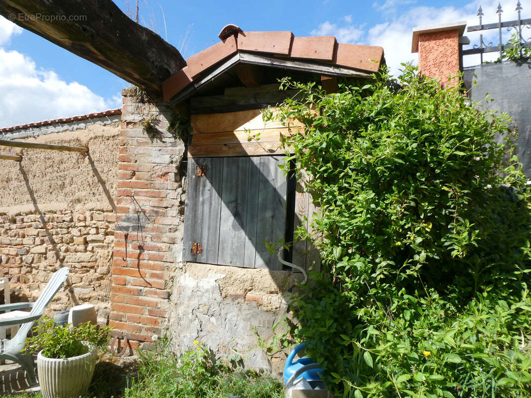 Grande maison de village avec grand jardin clos. - photo 18