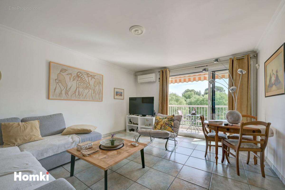 Appartement à MARSEILLE-10E