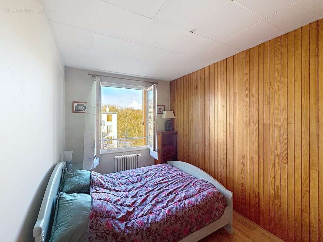 Appartement à L'HAY-LES-ROSES