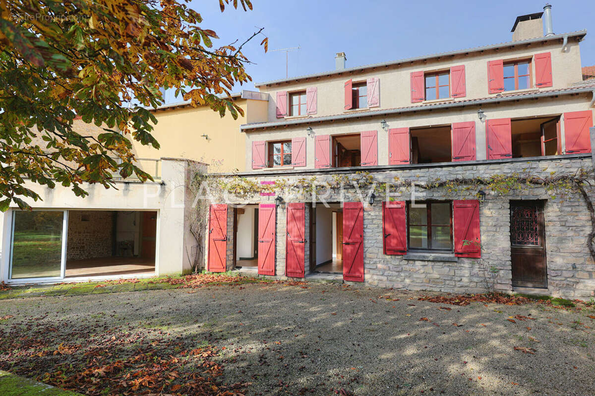 Maison à VINCEY