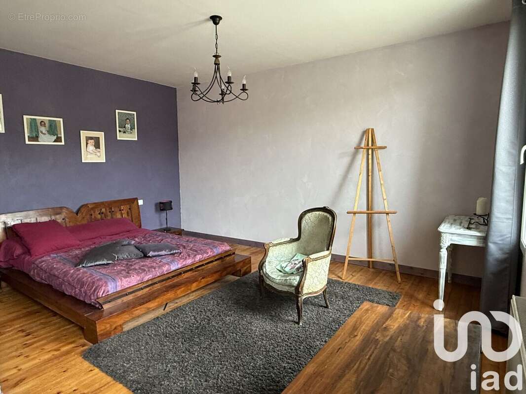 Maison 201 m² à Prin-Deyrancon  - photo 6