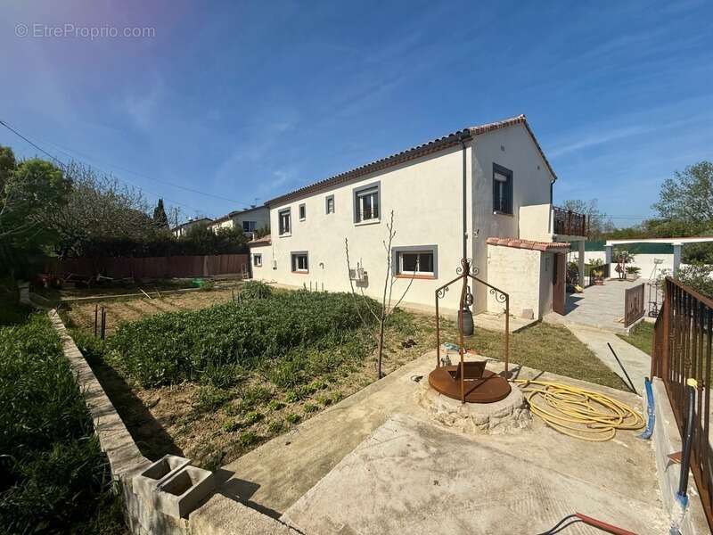 Maison à VILLEMOUSTAUSSOU