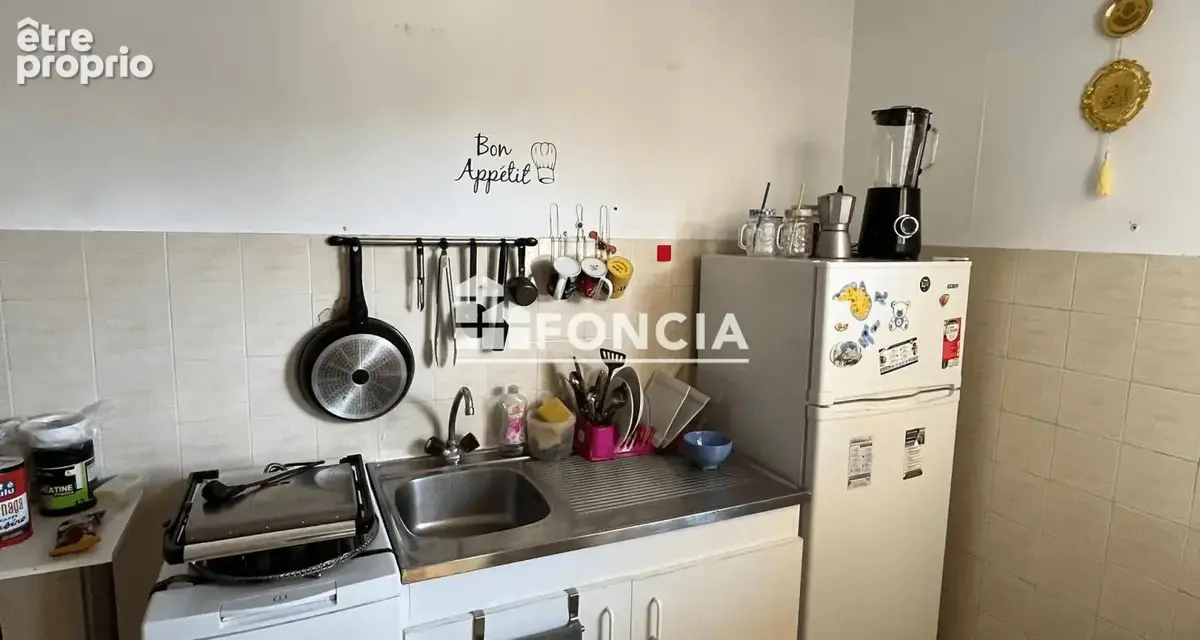 Nice centre – avenue lyautey  studio 29,44 m² – balcon 5 m² – etage eleve - vendu loué - photo 4