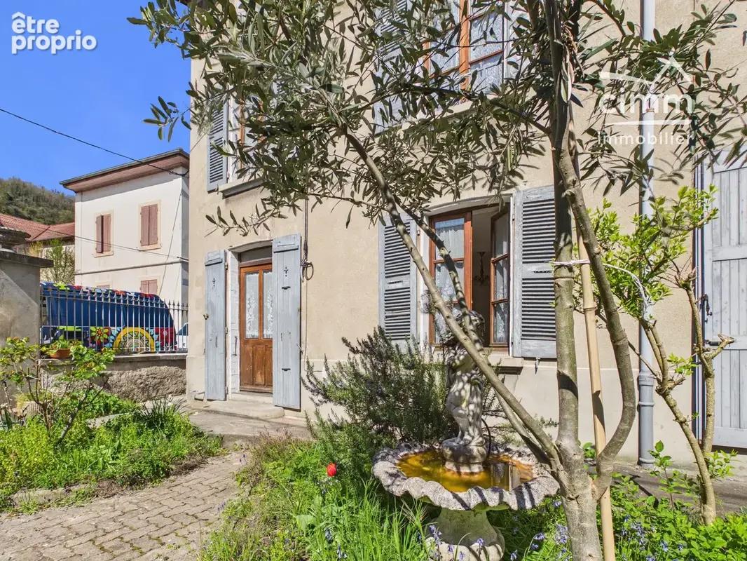 Maison 160 m² à Tullins  - photo 2