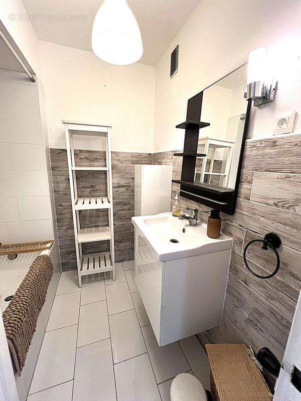 Appartement à LE CANNET