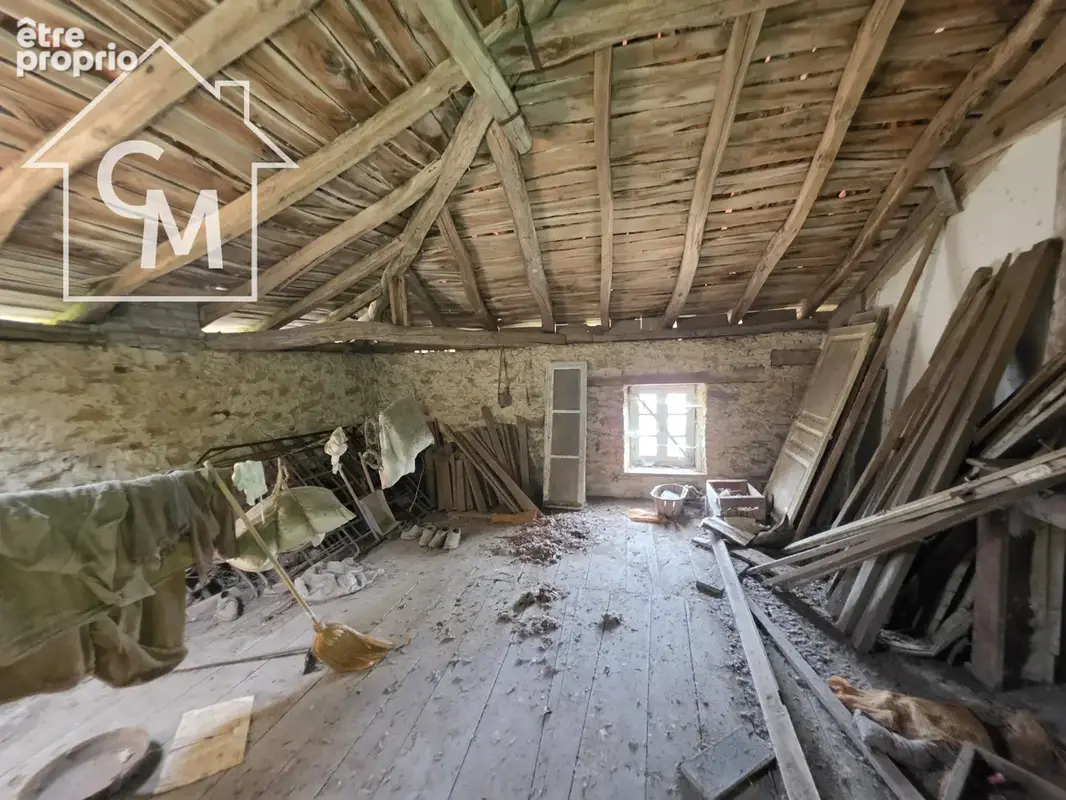 Maison de campagne à rénover avec dépendances et terrain de plus d'un hectare - photo 15
