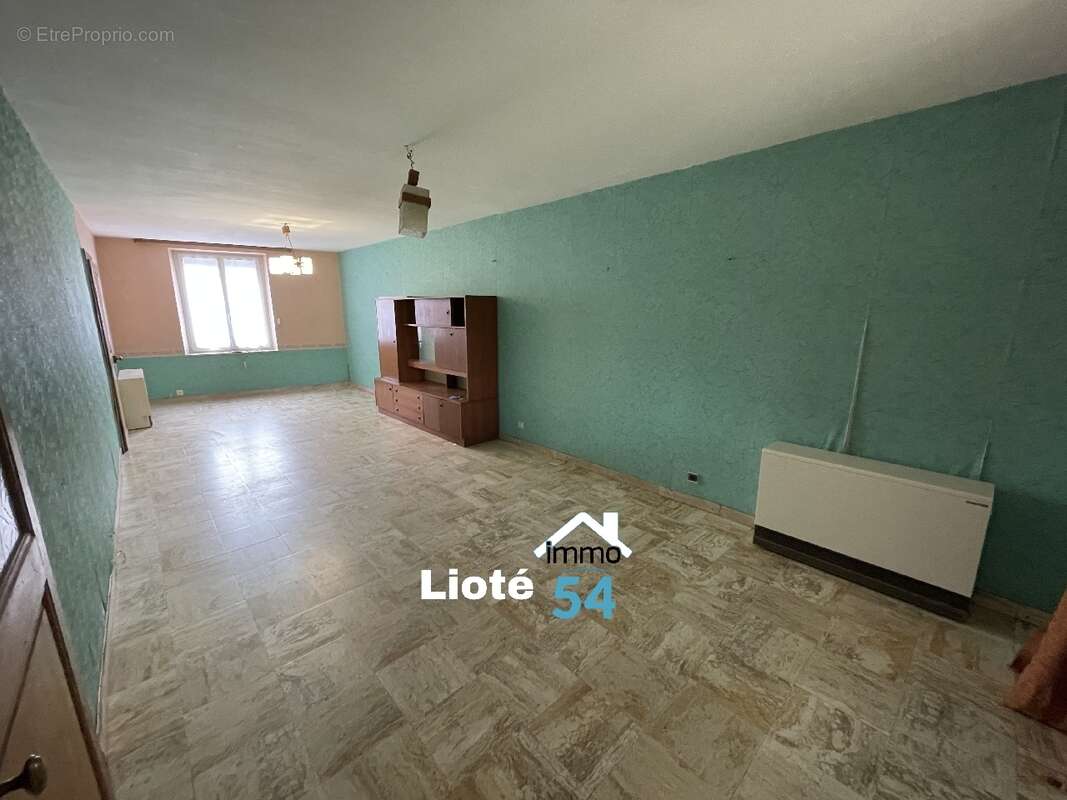 Maison à EINVILLE-AU-JARD