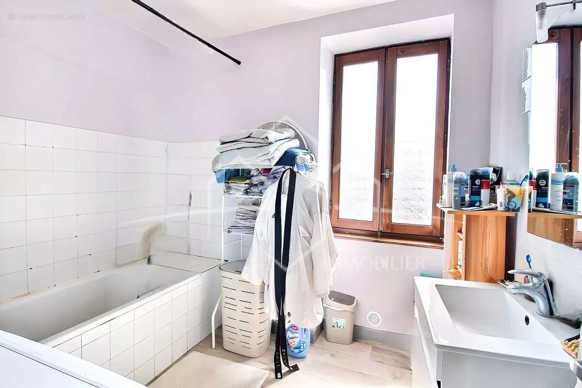 immeuble de rapport comportant 2 appartements T4 + terrain constructible - photo 15