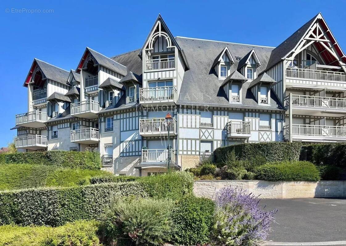 Appartement à DEAUVILLE