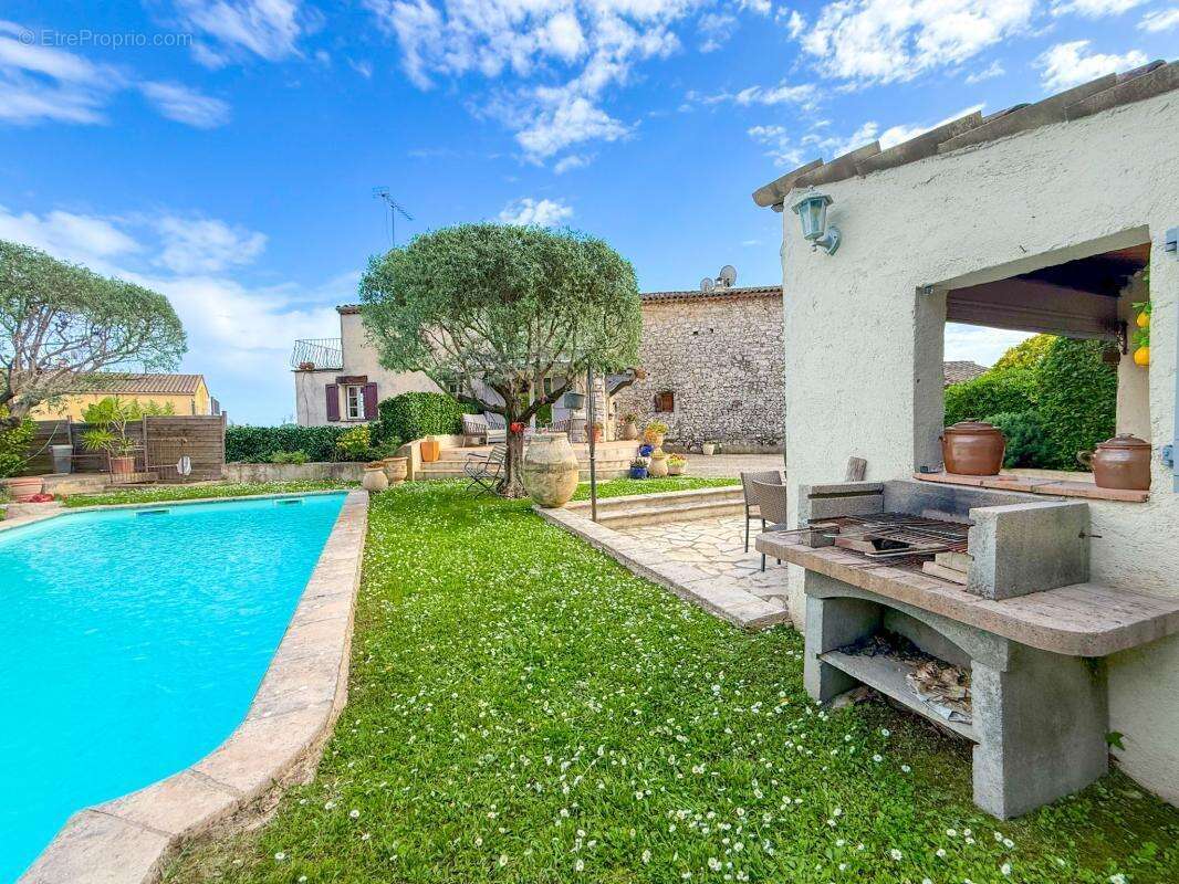 Maison à LA COLLE-SUR-LOUP