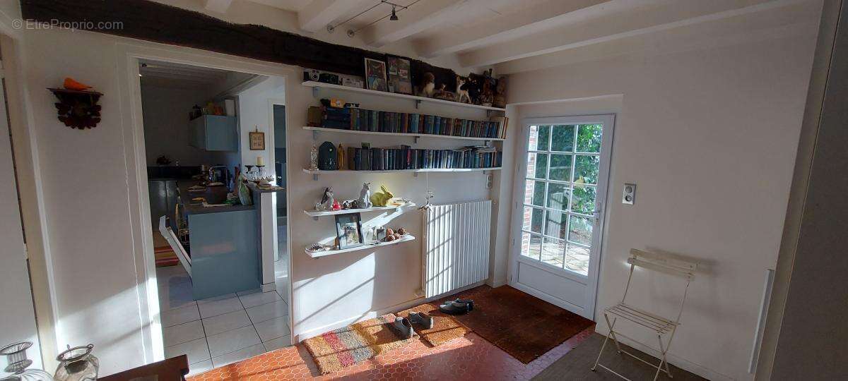 Maison 153 m² à La Puisaye  - photo 2