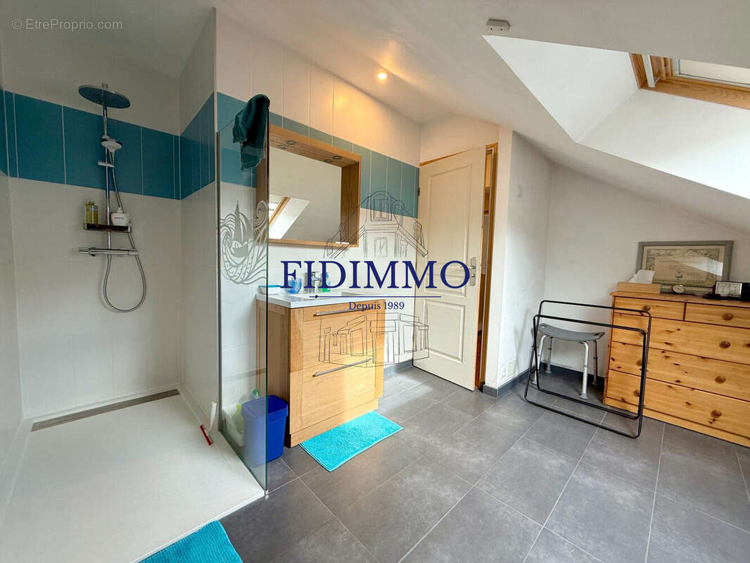 Maison à CHENNEVIERES-SUR-MARNE