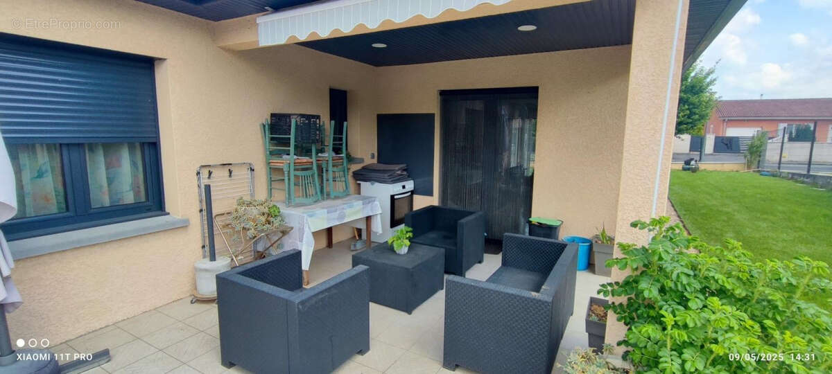 Maison à SAINT-JULIEN-SUR-VEYLE