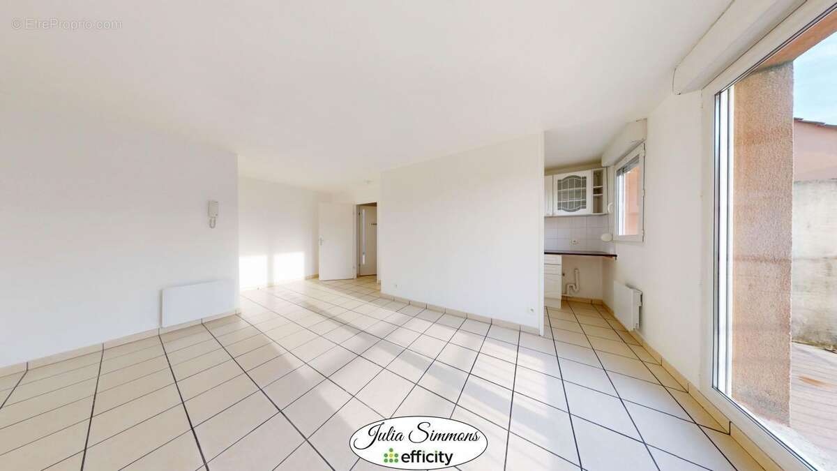 Appartement à PERSAN