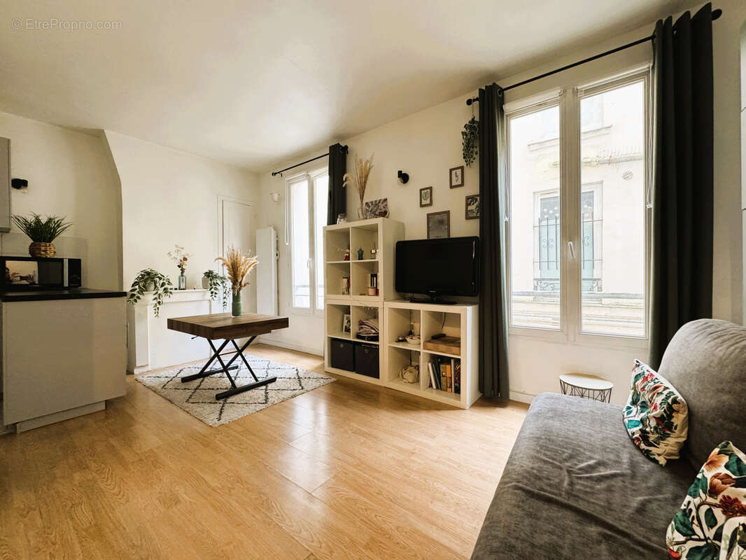 Appartement à PARIS-11E