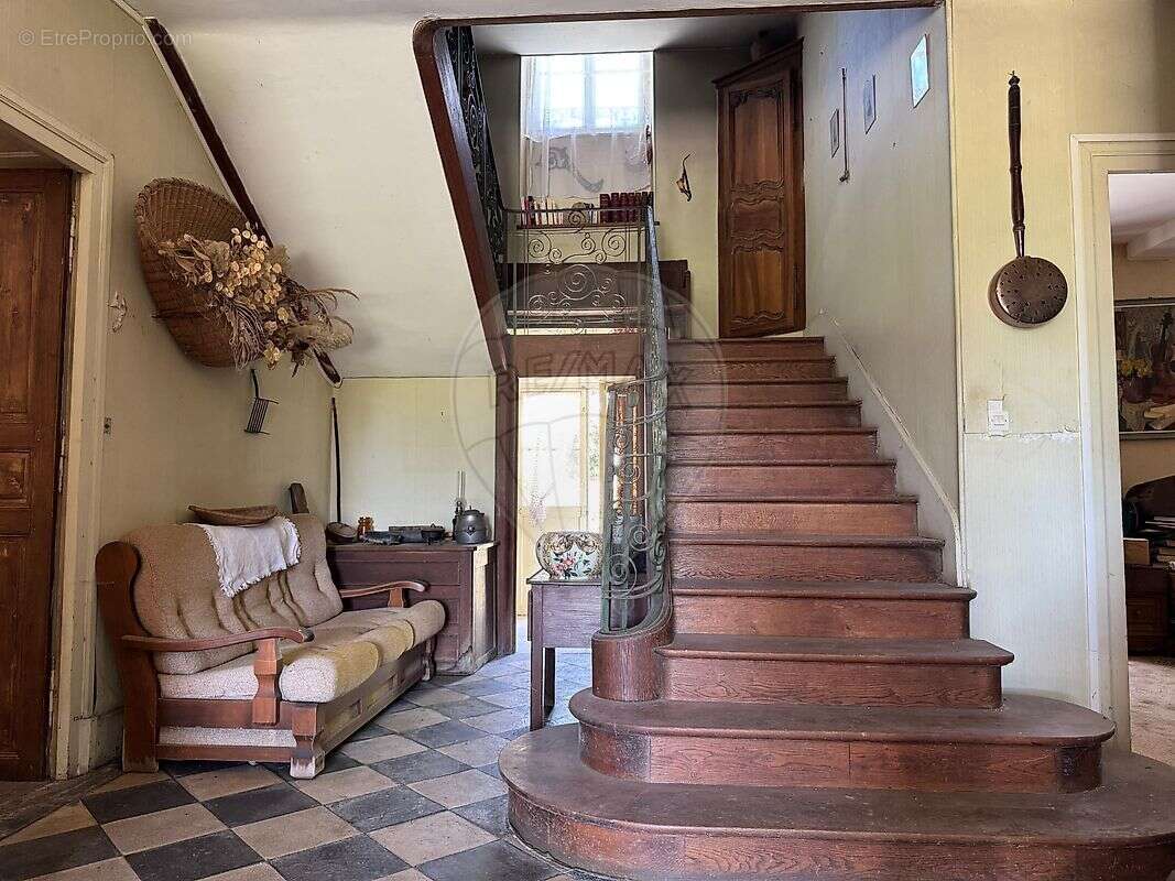 Maison à CHATILLON-EN-BAZOIS