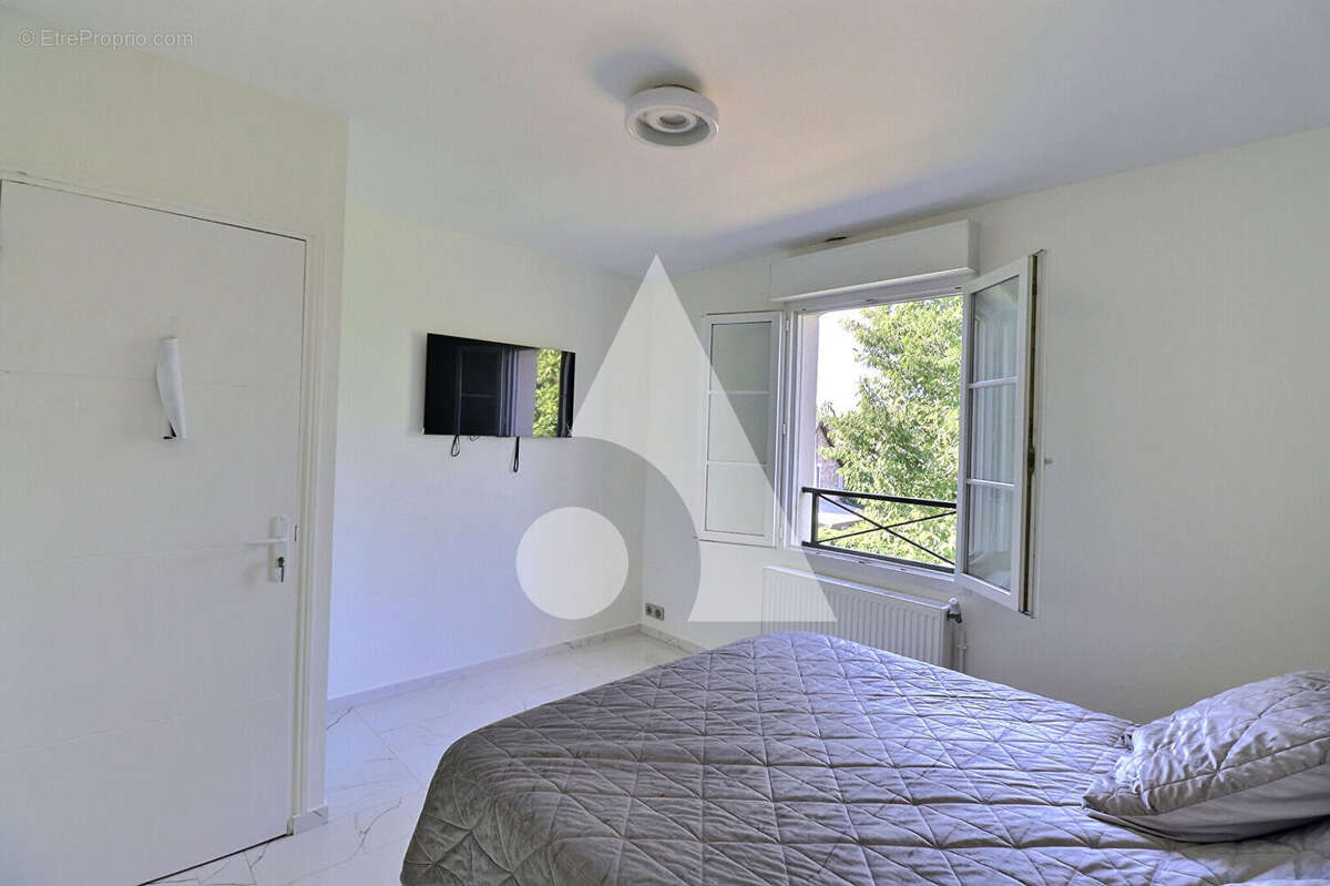 Maison à SAINT-OUEN-L&#039;AUMONE