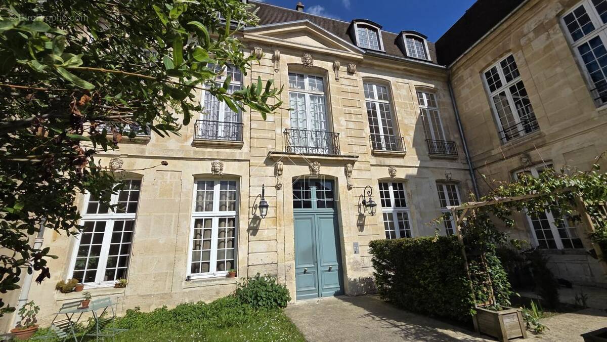 Appartement à MANTES-LA-JOLIE