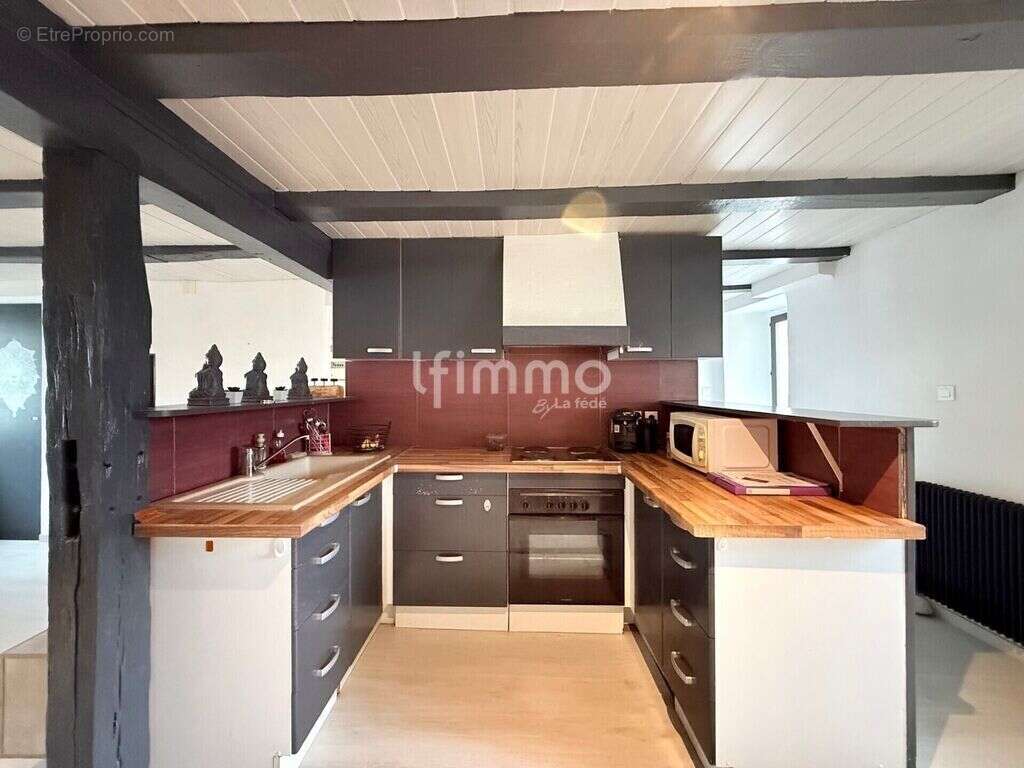 Appartement à BOUROGNE