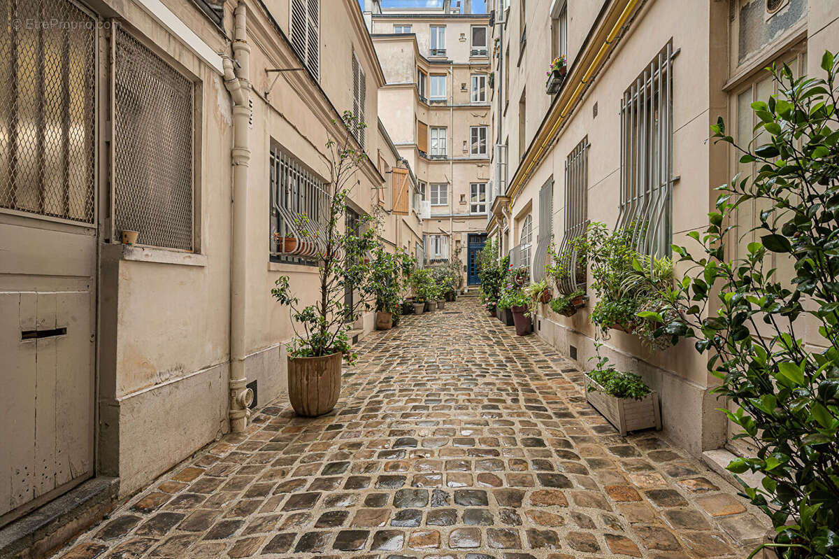 Appartement à PARIS-5E
