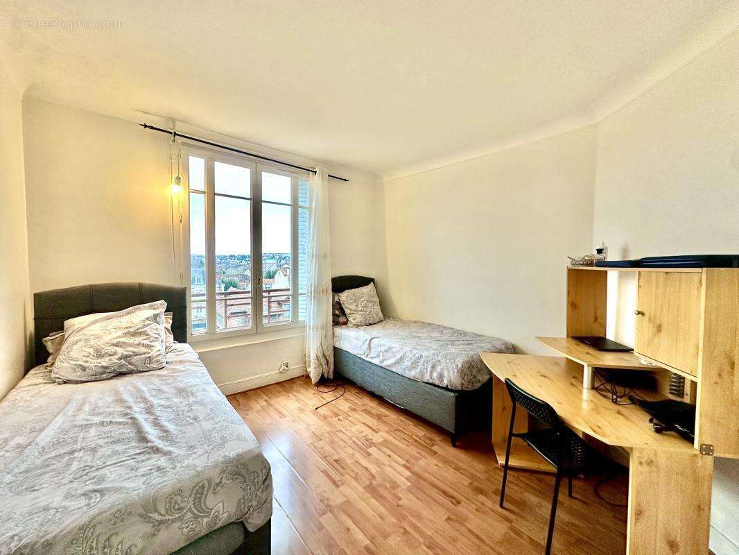 Appartement à CORBEIL-ESSONNES