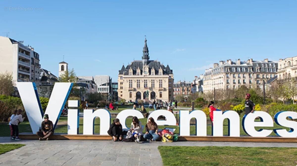 Commerce à VINCENNES