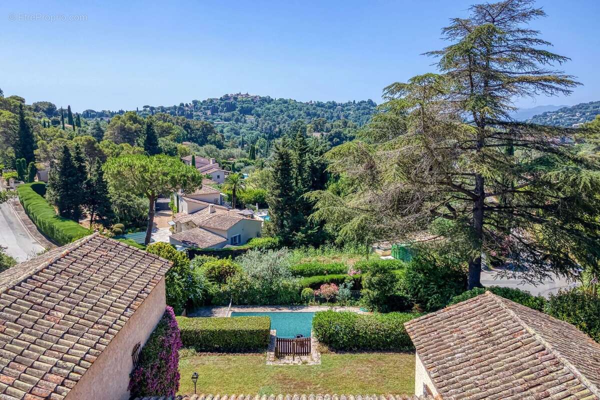 Maison à MOUGINS