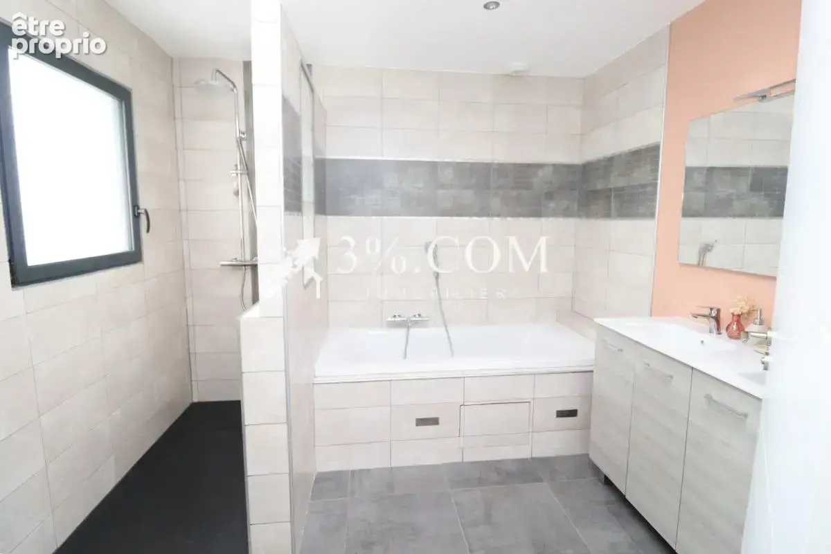 Maison contemporaine à vendre à  Bruz   Prestations haut de - photo 10