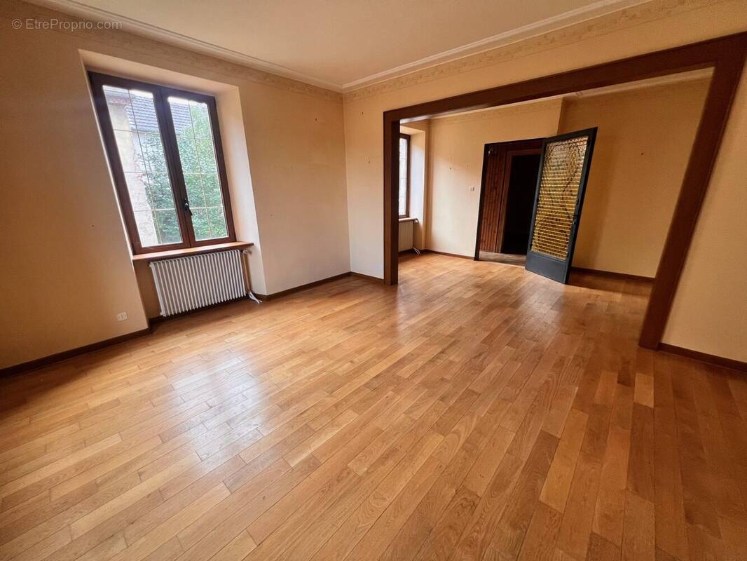 Appartement à CHATENOIS